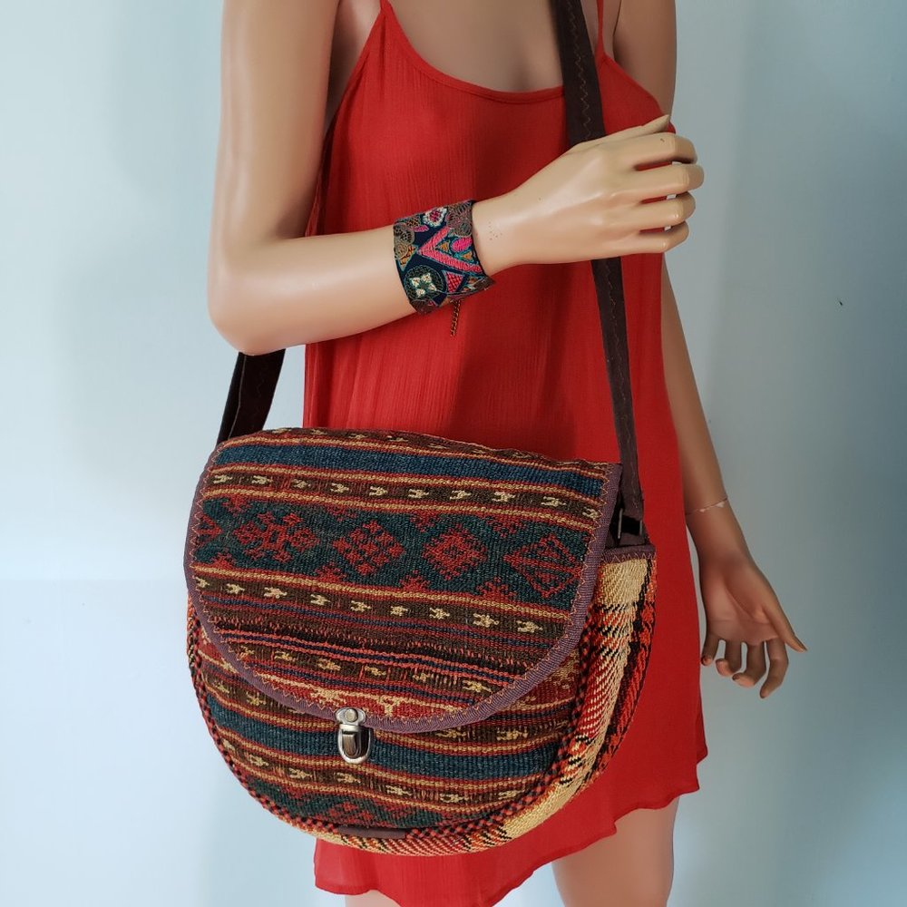 NWOT Persian Kilim bag, Beautiful Handmade Shoulder or crossbody bag. - Picture 13 of 14